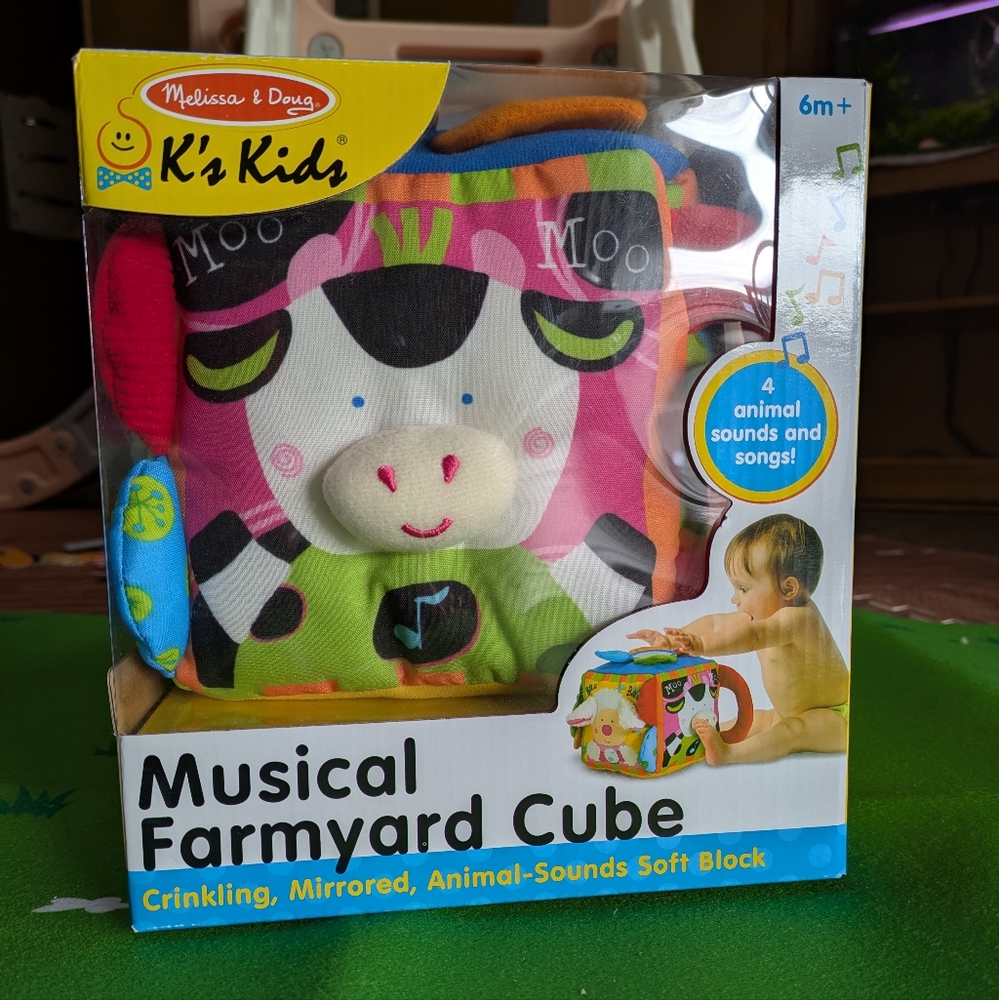 Melissa & Doug Musical Farmyard Cube - Multicolor